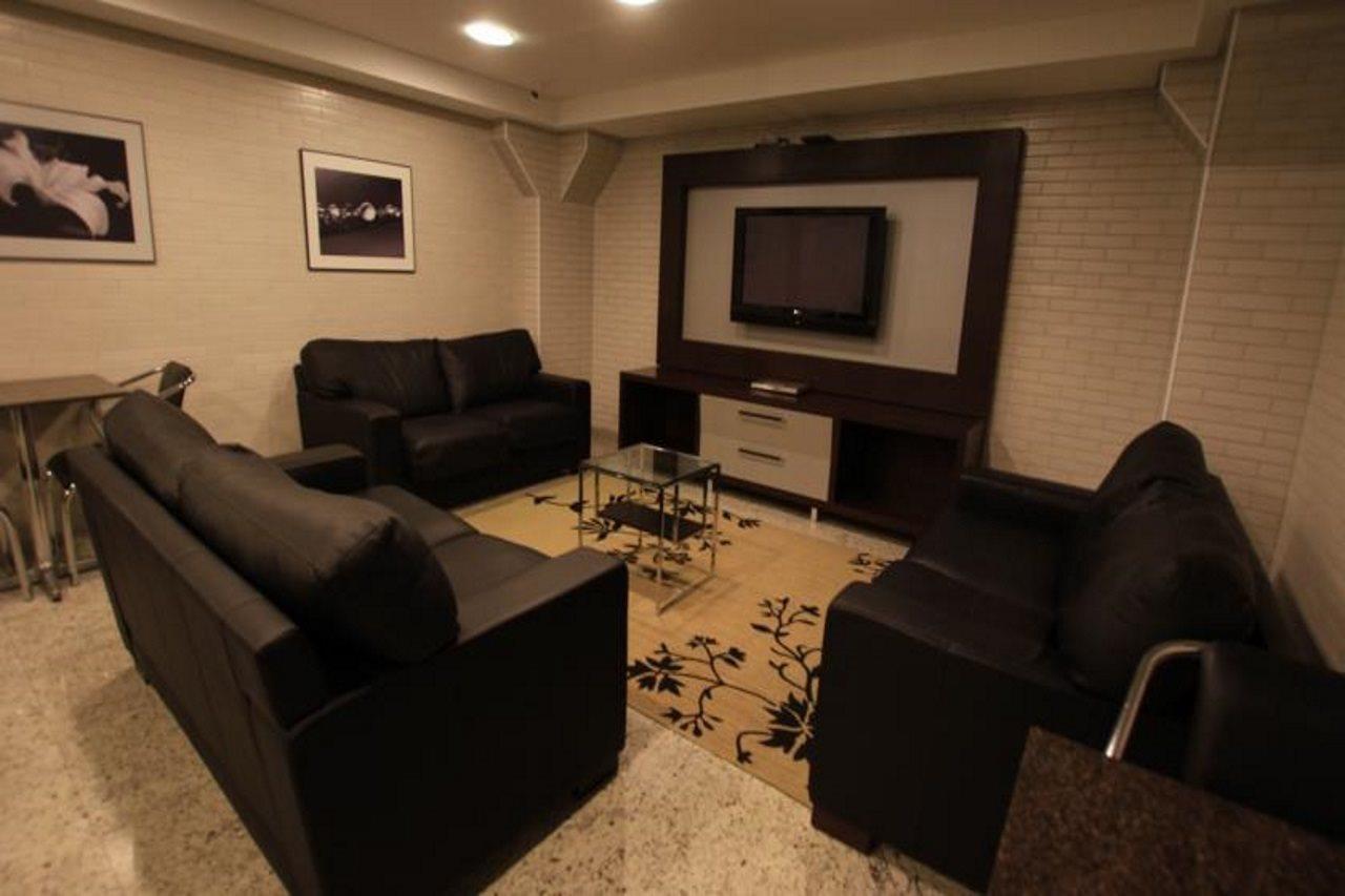 Hotel Confiance Batel Курітіба Екстер'єр фото
