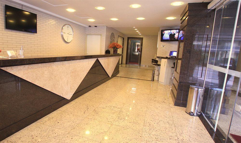 Hotel Confiance Batel Курітіба Екстер'єр фото