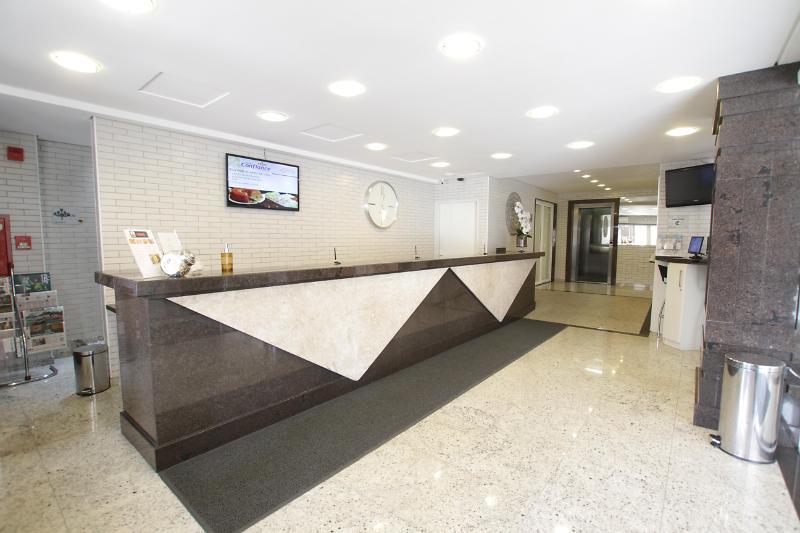 Hotel Confiance Batel Курітіба Екстер'єр фото