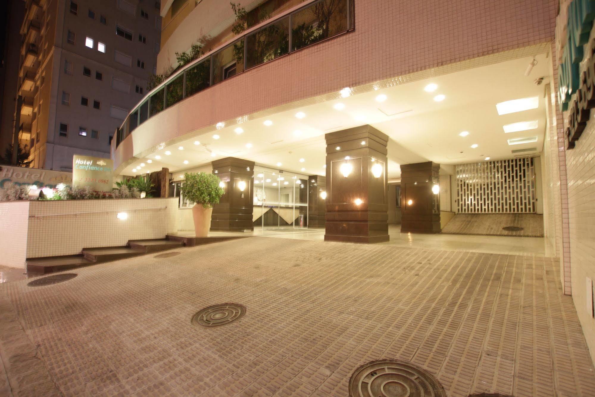Hotel Confiance Batel Курітіба Екстер'єр фото